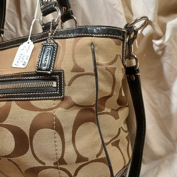 Coach Laura tote - Picture 5 of 12